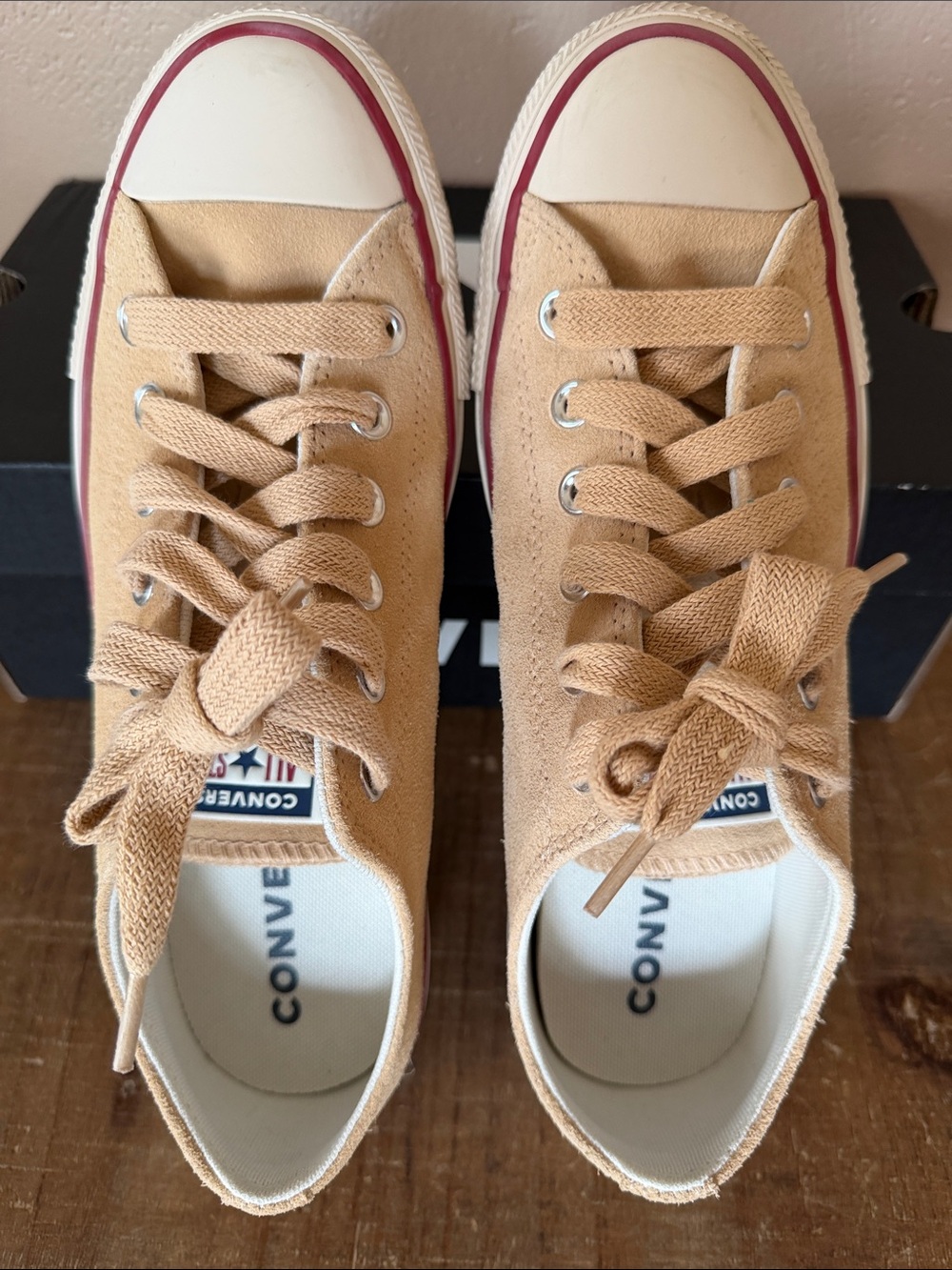 Converse Chuck Taylor All Star Ox sneakers in a beige or "Coastal Dune" suede - Picture 2 of 8